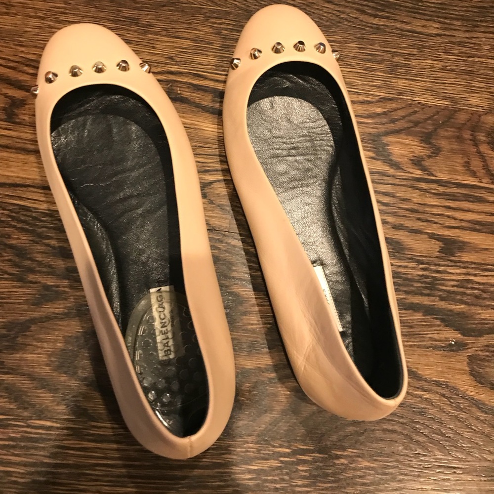 Balenciaga leather ballet flat shoes loader